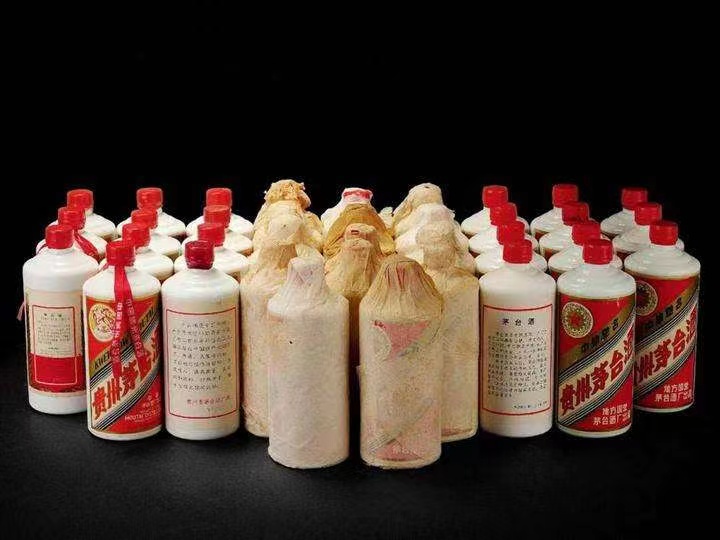 抱由镇日照岚山回收酒价格哪里回收(附近上门回收茅台酒）?